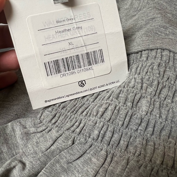 DEMURE BUNDLE - NWT XL DRESS and NWT FASHION JEWELRY - Picture 5 of 5